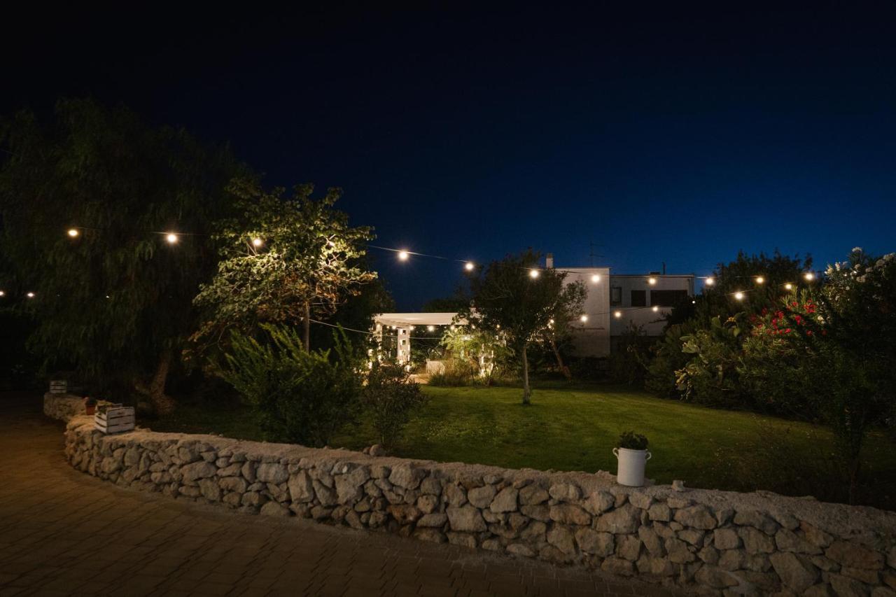 Prestigiosa Villa Con Piscina Condominiale Monopoli Extérieur photo